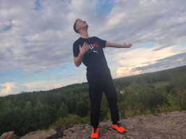 Парень 18 лет хочет найти девушку в Минске – Фото 1