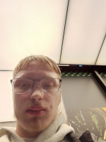 Парень 18 лет хочет найти девушку в Таллин – Фото 1